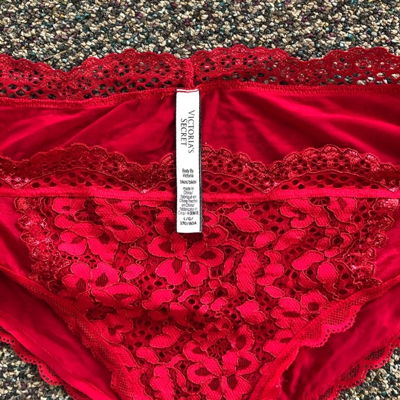 VICTORIAS SECRET Lingerie Set - Picture 6 of 6